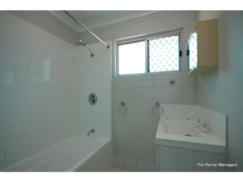 1404 Riverway Drive, Kelso QLD 4815