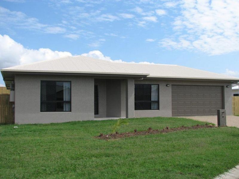 Bushland Beach QLD 4818