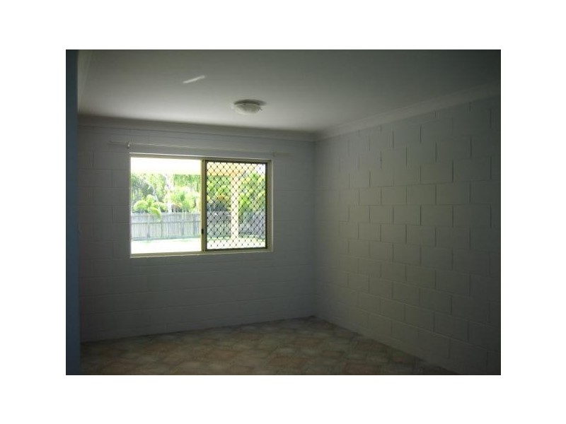 12 Kinnardy Street, Burdell QLD 4818