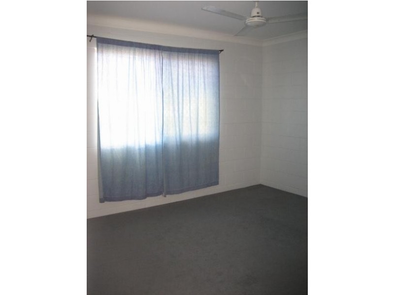 12 Kinnardy Street, Burdell QLD 4818