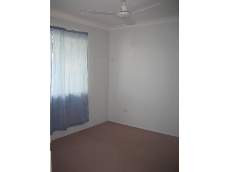 12 Kinnardy Street, Burdell QLD 4818