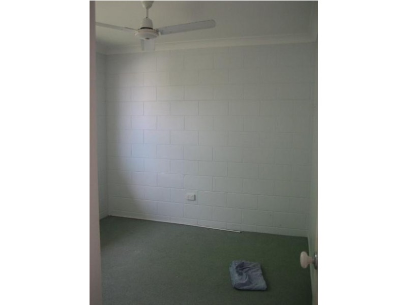 12 Kinnardy Street, Burdell QLD 4818