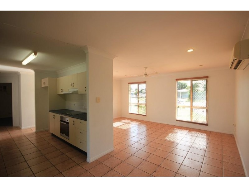 8 Camplin Court, Burdell QLD 4818