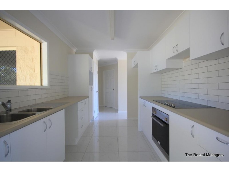 8 Camplin Court, Burdell QLD 4818