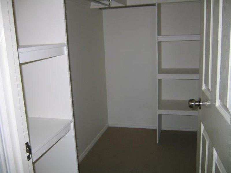 68 Seabrook Circuit, Bushland Beach QLD 4818