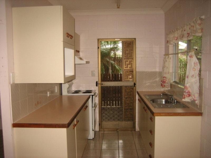 7 Samuel Court, Burdell QLD 4818