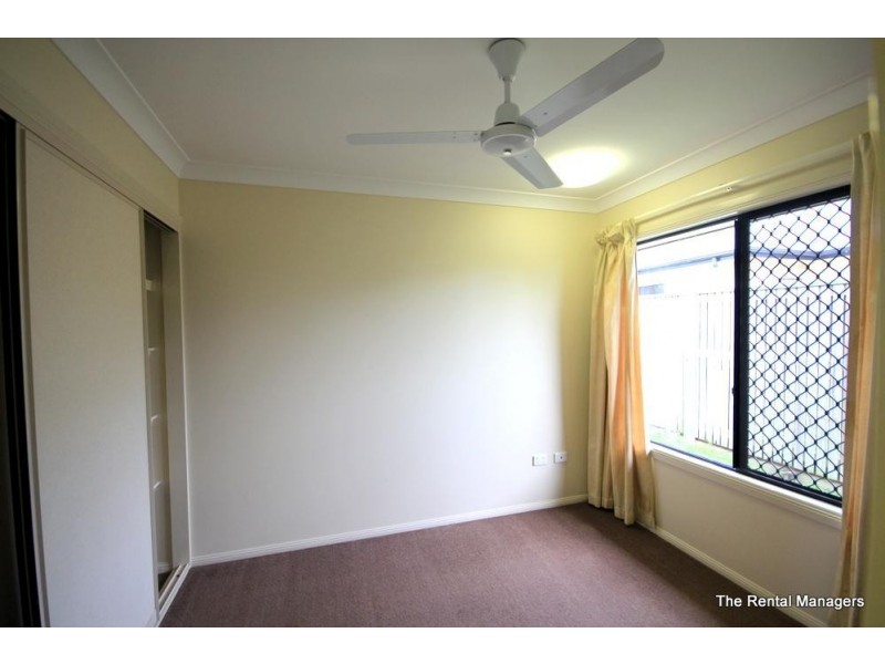 4 Genesta Court, Bushland Beach QLD 4818