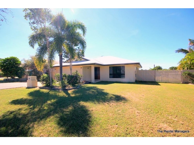 4 Genesta Court, Bushland Beach QLD 4818