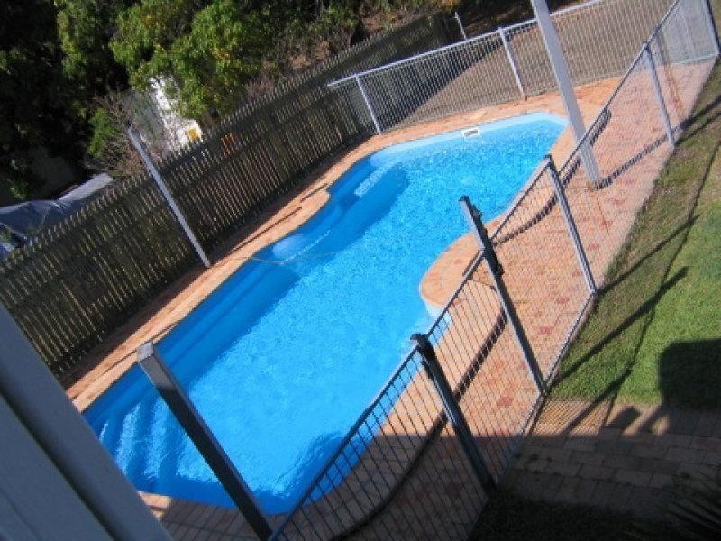 42 Bishop Street, Belgian Gardens QLD 4810