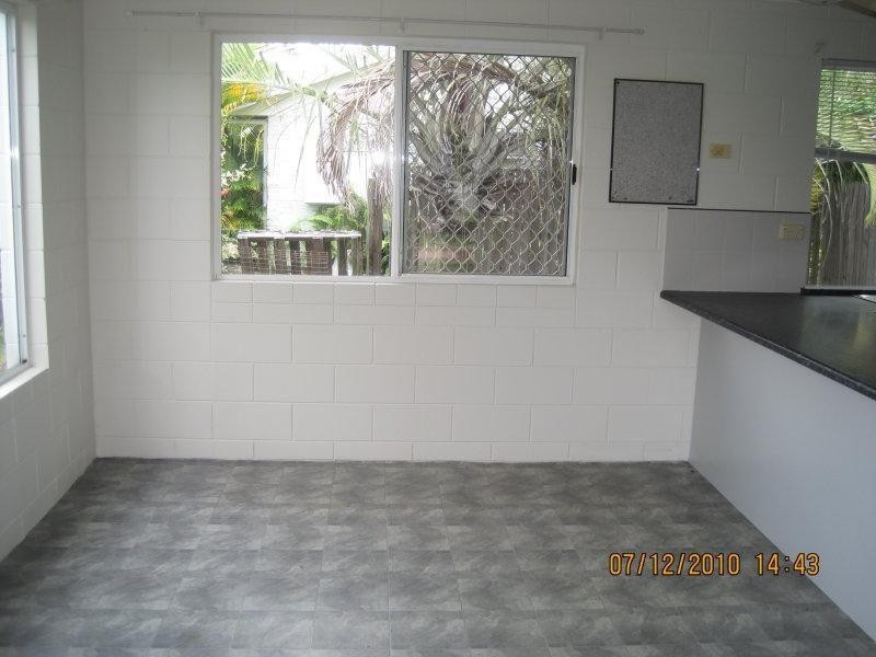 16 Hillview Road, Deeragun QLD 4818