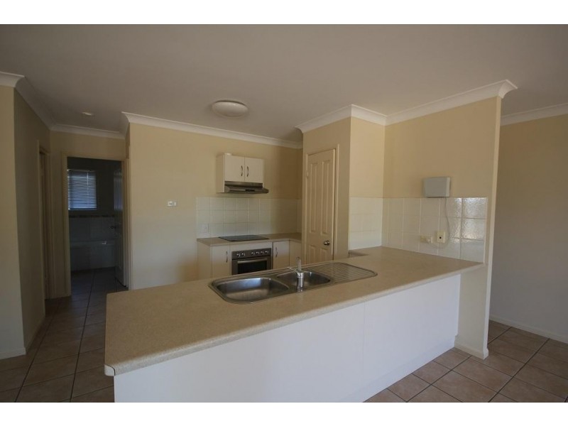 5 Gernika Court, Bushland Beach QLD 4818