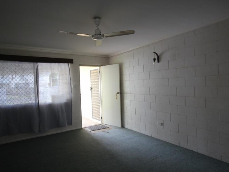 2/16 Dollview Avenue, Rasmussen QLD 4815