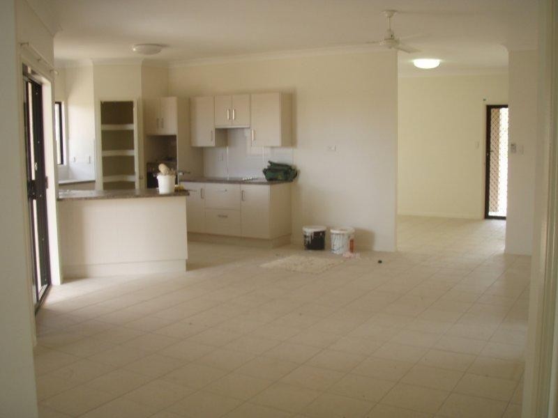 165 Freshwater Drive, Douglas QLD 4814