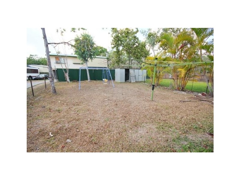 2/2 Griffey Street, Burdell QLD 4818