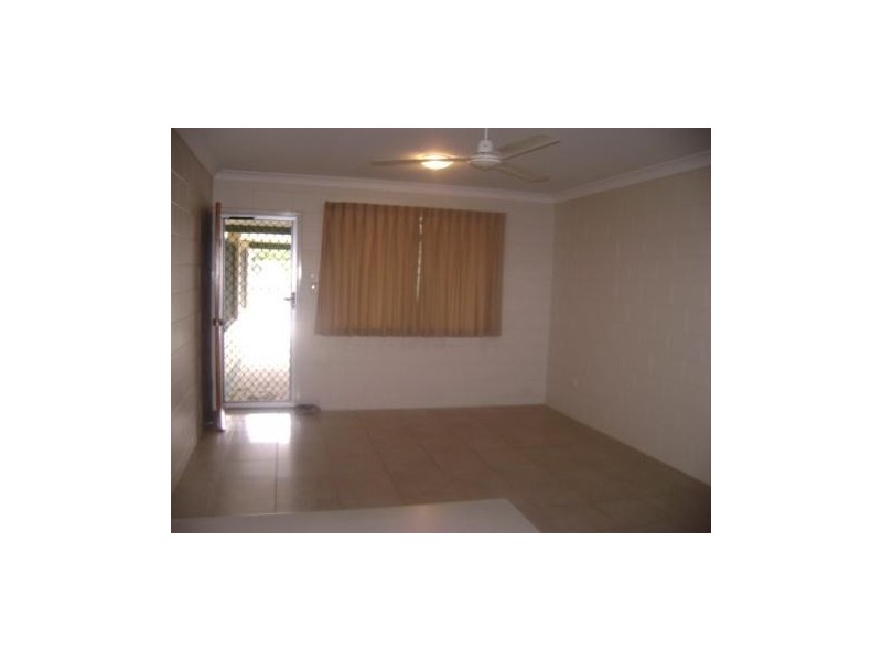 2/2 Griffey Street, Burdell QLD 4818