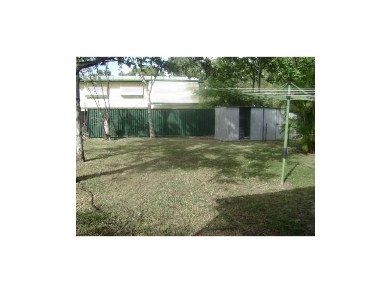 2/2 Griffey Street, Burdell QLD 4818