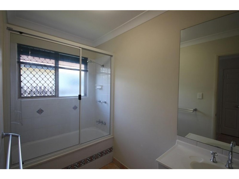 9 Pinnata Place, Kirwan QLD 4817