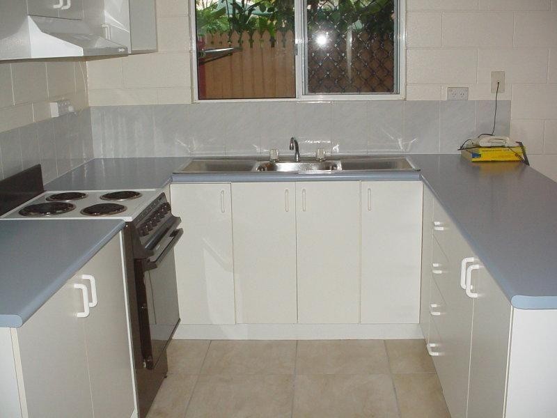 4/139 Eyre Street, North Ward QLD 4810