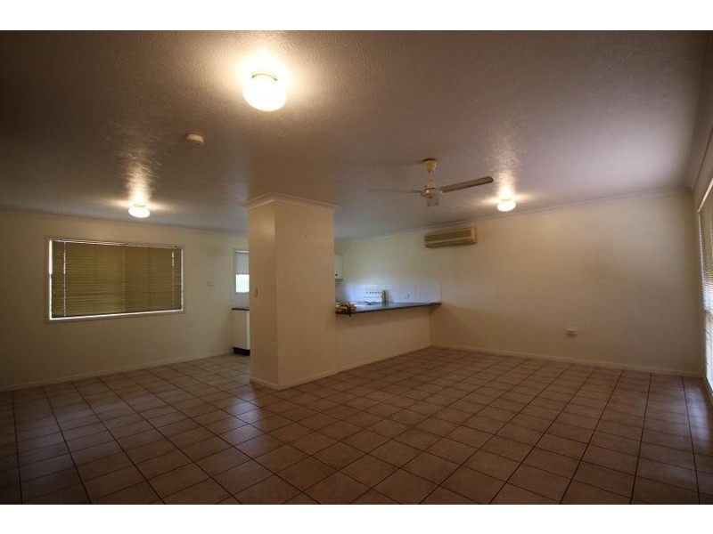 2/46 Fielding Way, Kirwan QLD 4817