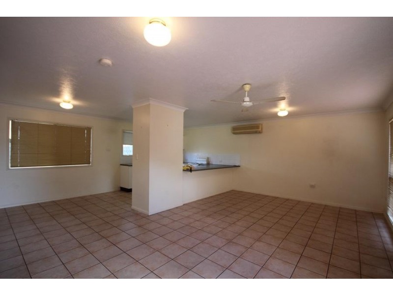 2/46 Fielding Way, Kirwan QLD 4817