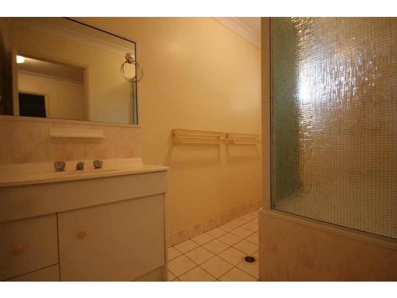 2/46 Fielding Way, Kirwan QLD 4817