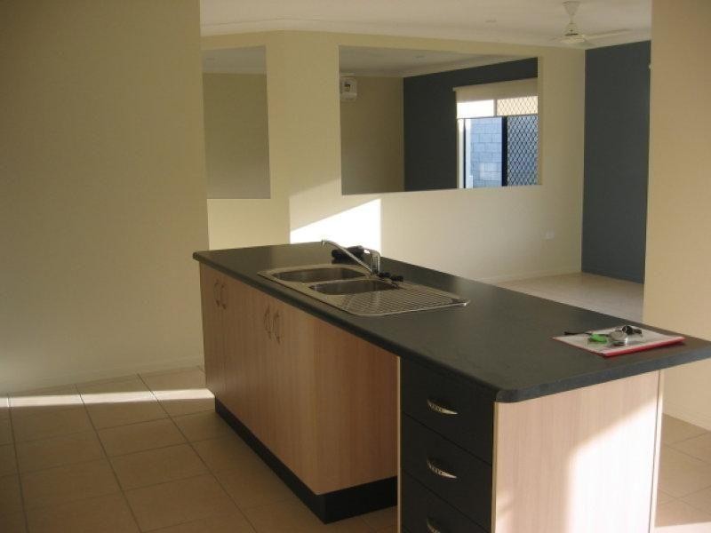 13 Sea Eagle Crescent, Douglas QLD 4814