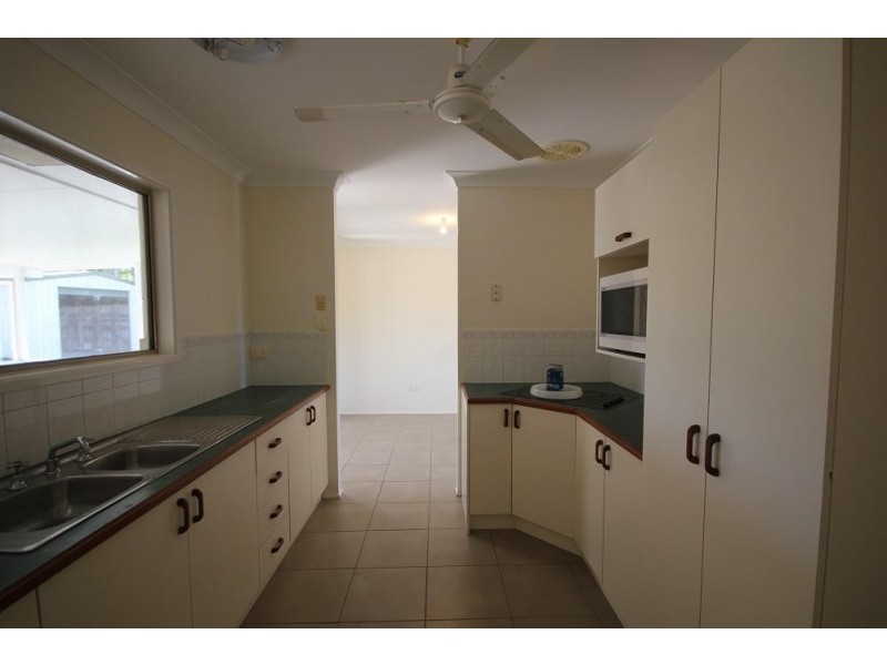 19 Joshua Crescent, Bushland Beach QLD 4818