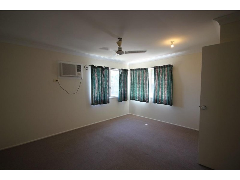 19 Joshua Crescent, Bushland Beach QLD 4818