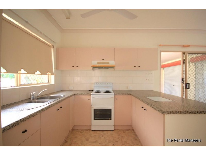 4 Pearl Court, Deeragun QLD 4818