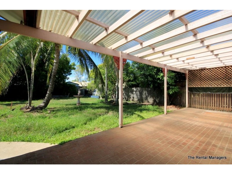 4 Pearl Court, Deeragun QLD 4818