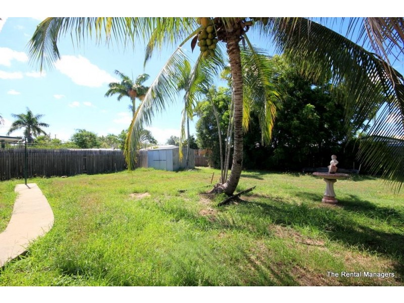 4 Pearl Court, Deeragun QLD 4818