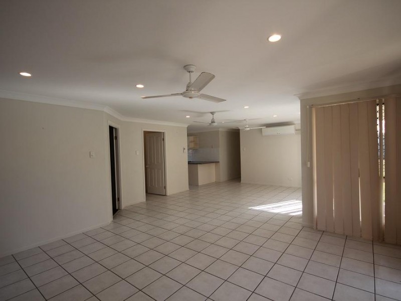 72 Phoenix Parade, Kirwan QLD 4817