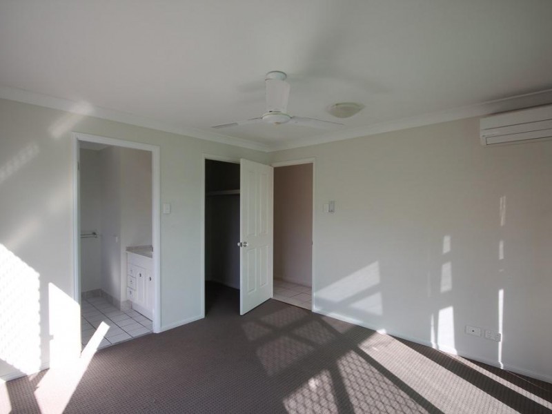 72 Phoenix Parade, Kirwan QLD 4817