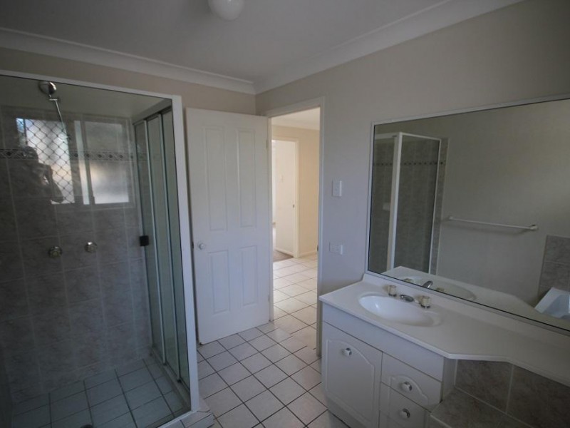 72 Phoenix Parade, Kirwan QLD 4817
