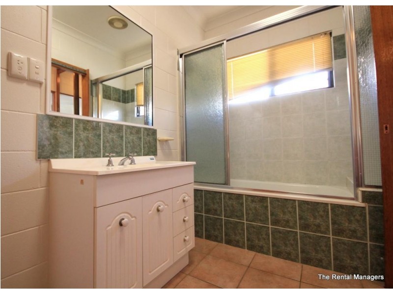 26 College Lane, Douglas QLD 4814