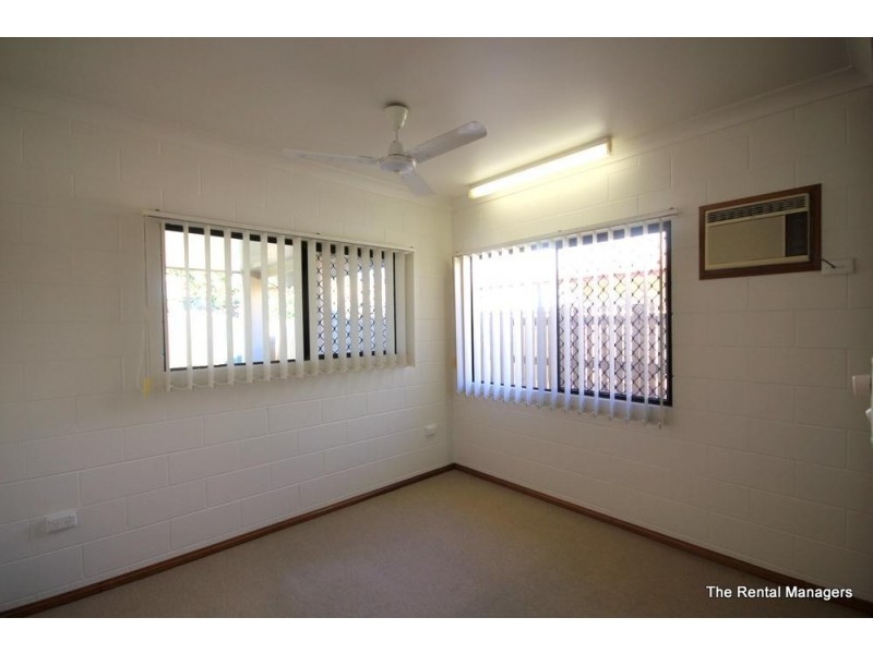 26 College Lane, Douglas QLD 4814