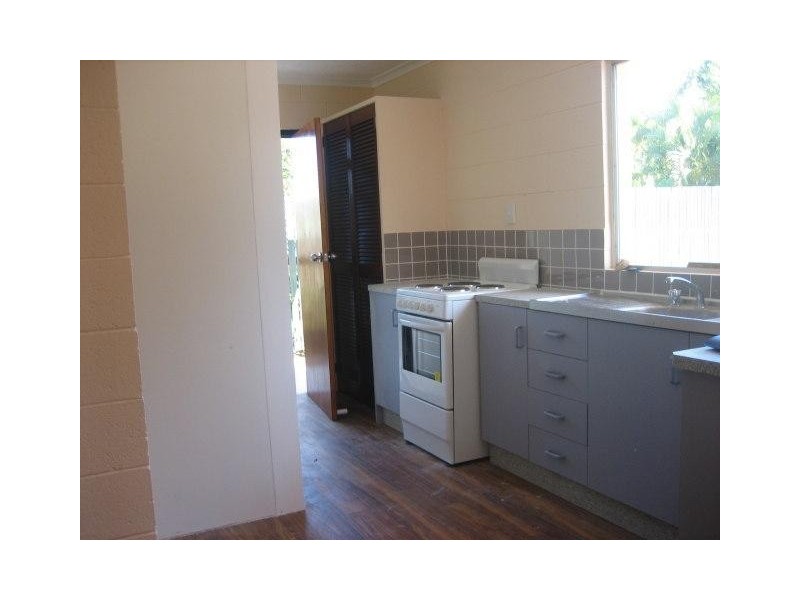 4/49 Punari Street, Currajong QLD 4812