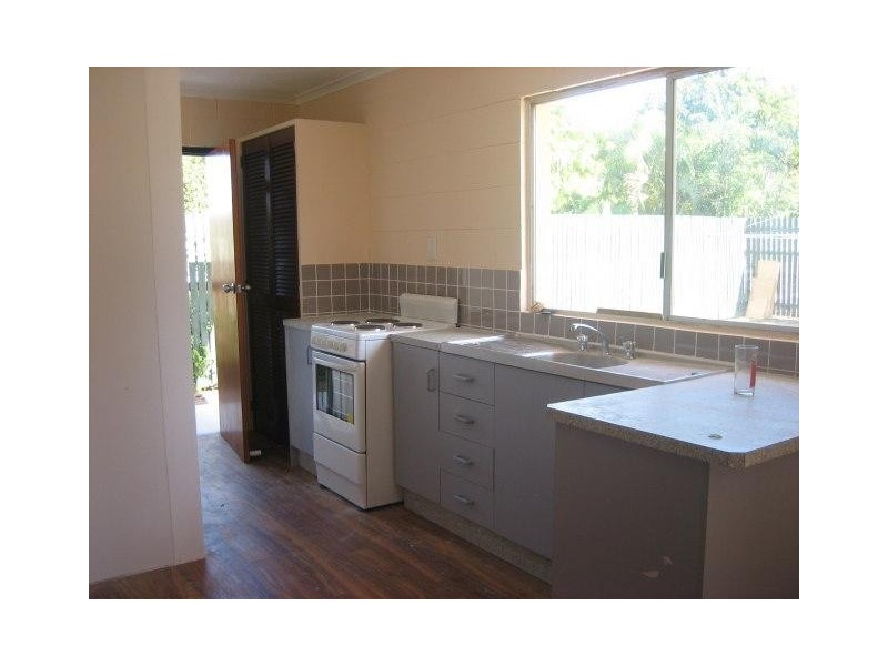 4/49 Punari Street, Currajong QLD 4812