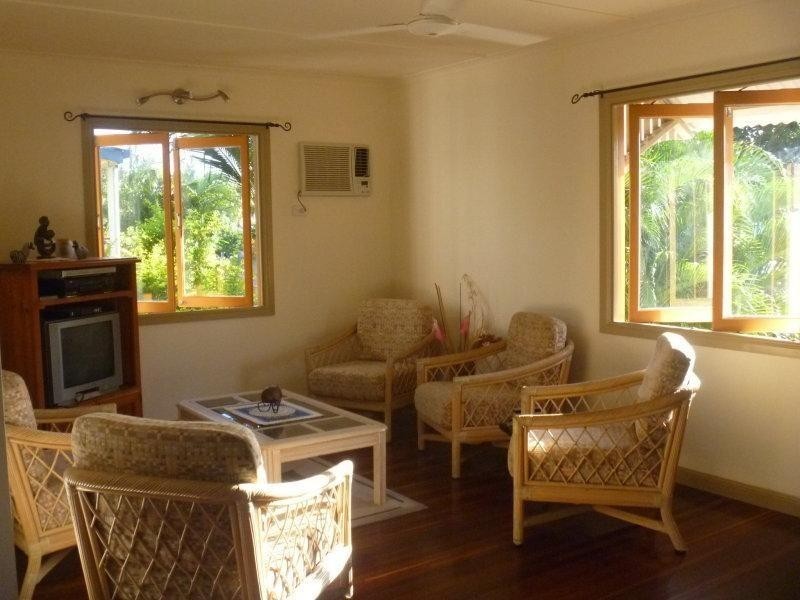 10 Weela Street, Cranbrook QLD 4814