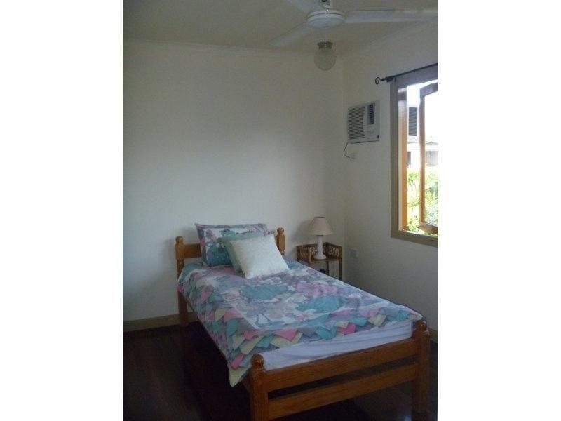 10 Weela Street, Cranbrook QLD 4814