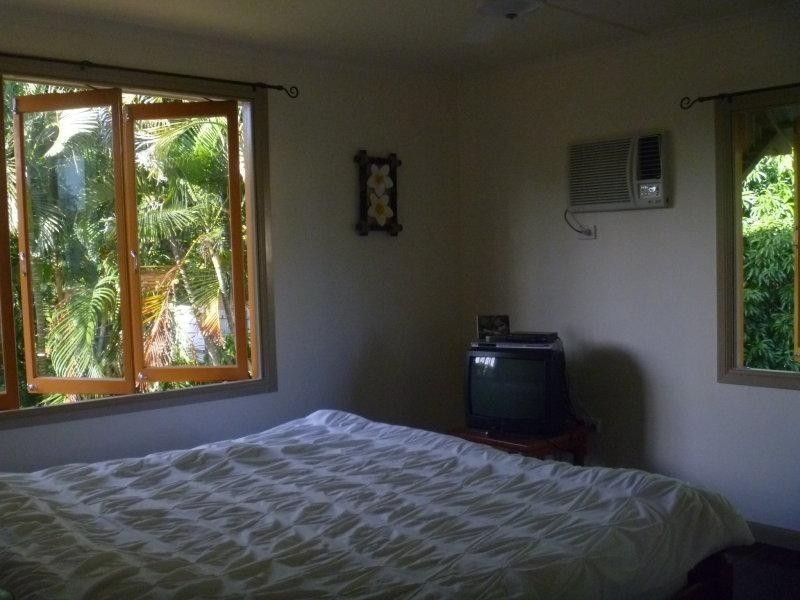 10 Weela Street, Cranbrook QLD 4814