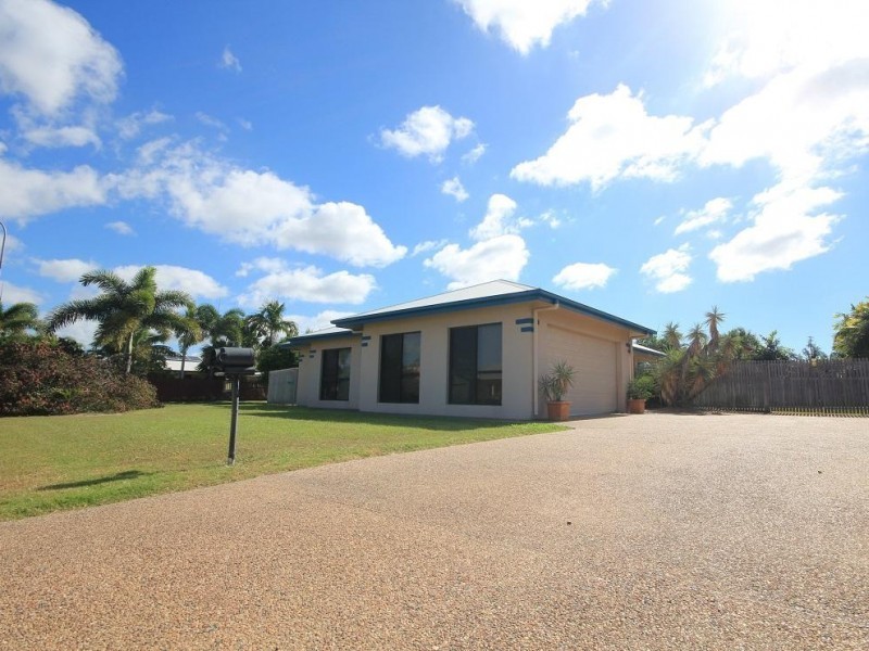 11 Bamboo Court, Mount Louisa QLD 4814