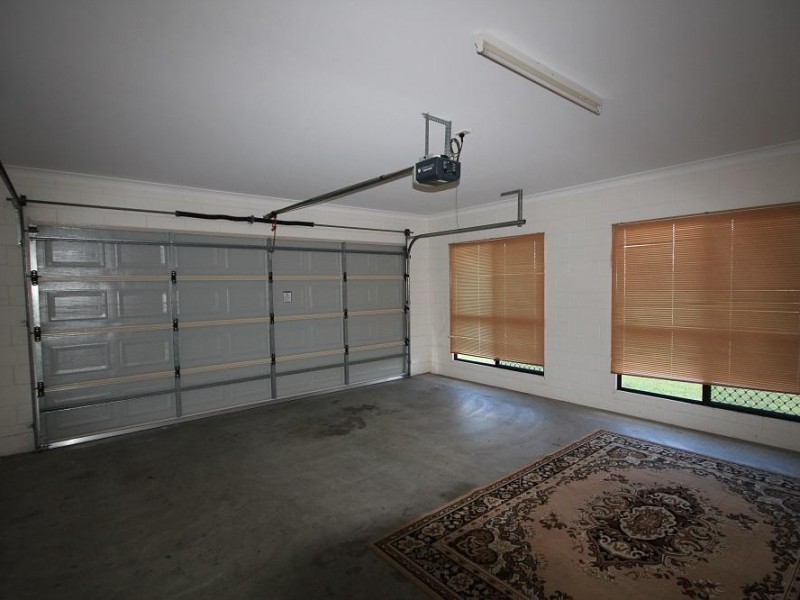 11 Bamboo Court, Mount Louisa QLD 4814