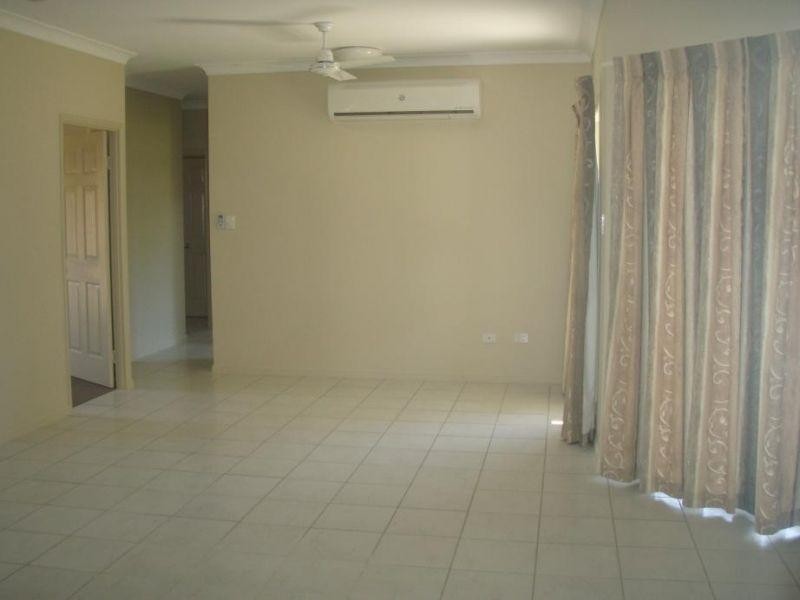 7 Eungella Court, Bushland Beach QLD 4818