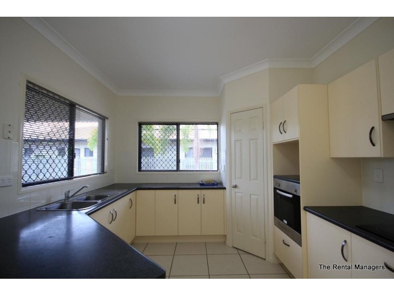 7 Eungella Court, Bushland Beach QLD 4818