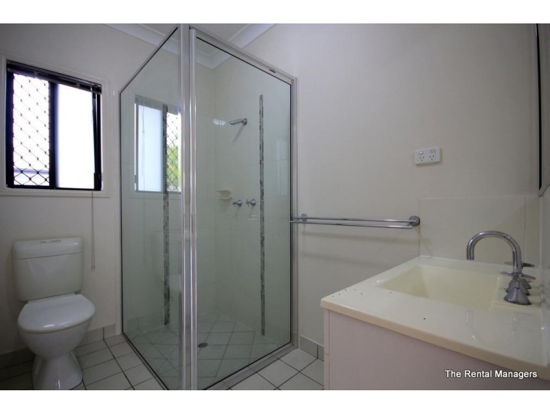 7 Eungella Court, Bushland Beach QLD 4818