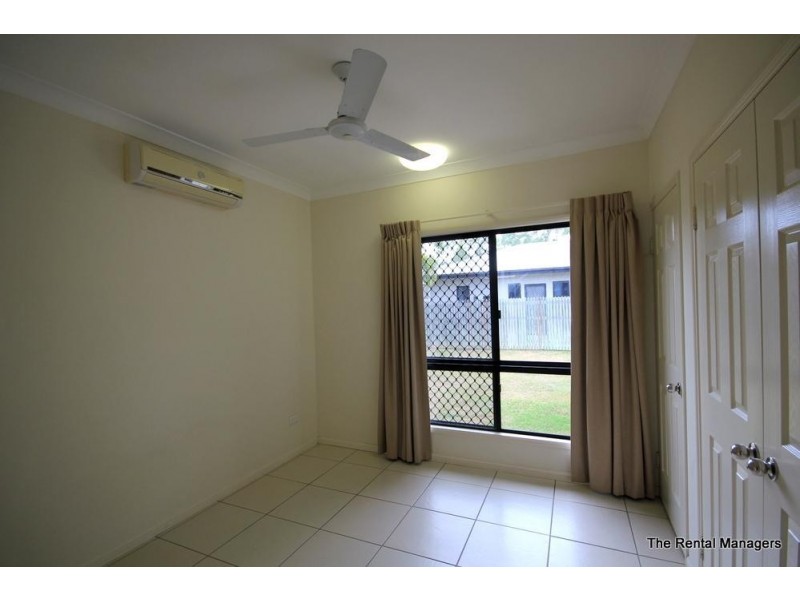 7 Eungella Court, Bushland Beach QLD 4818