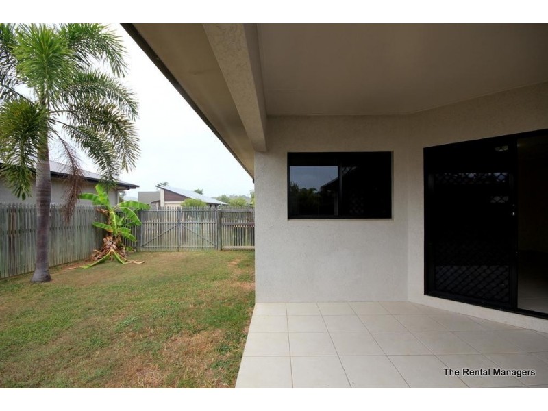 7 Eungella Court, Bushland Beach QLD 4818