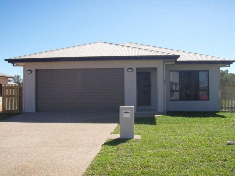 7 Eungella Court, Bushland Beach QLD 4818