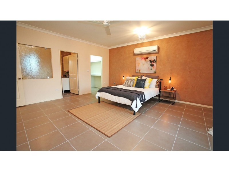 8 Slaytons Road, Jensen QLD 4818